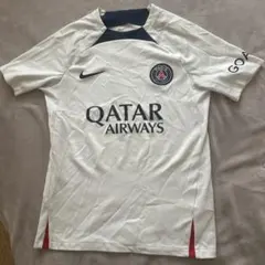 PSG パリサンジェルマン サッカーウェア　　　　　　　アウェー 140くらい