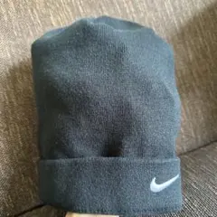 Nike 黒 ニット帽のサムネイル