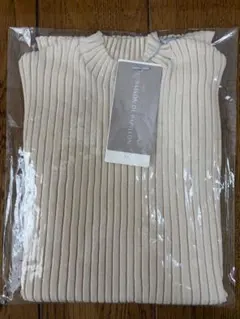 【新品未使用】フレンチスリーブニット　SAISON DE PAPILLONのサムネイル