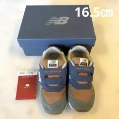 ニューバランス スニーカー