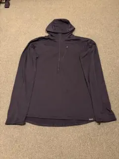 patagonia キャプリーンフーディ　ブラック　L