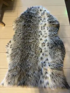 ビーカンパニー　フェイクファー ラグ　マット 北欧風