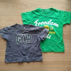 GAP グレーTシャツとフリーダム緑Tシャツ2枚セット95-100