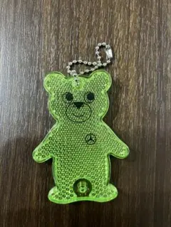 メルセデス・ベンツ クマ型キーホルダー - メルカリ