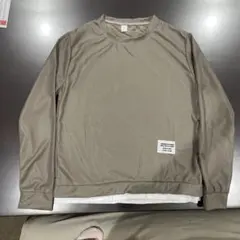 ベージュ 長袖シャツとパンツ セット