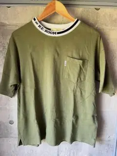 Re:room オリーブ色 Tシャツ ポケット付き
