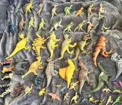 恐竜と海洋生物フィギュアセット