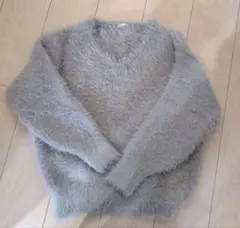グレー Vネック ファー風セーター 長袖