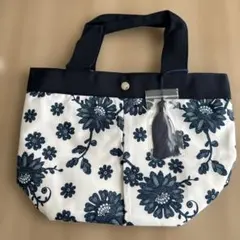 花柄トートバッグ タッセル付き