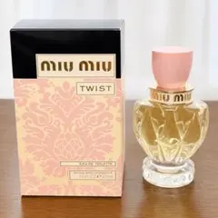 Miu Miu Twist オードトワレ 50mlのサムネイル