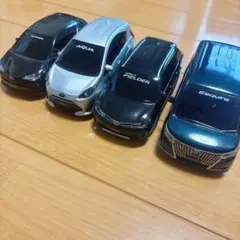 トヨタ ミニカー 4台セット C-HR Aqua Fielder Esquire