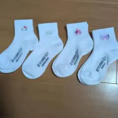 キャラクター刺繍ホワイトソックス4足セット レディース