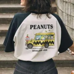 ピーナッツ スヌーピー＆フレンズ ヴィンテージプリント 半袖Tシャツ✦新品のサムネイル