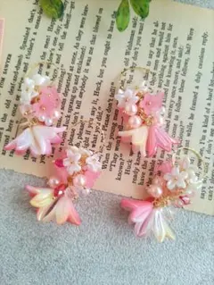 699★2ペア4個オリジナルチャーム、コネクター、アクリルフラワー、ビーズ