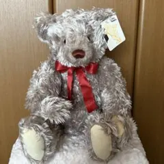 Item thumbnail for item fd6d794f-3e81-4b60-b7a8-3118cc8cfa9b