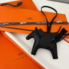 【新品未使用】HERMES エルメス ロデオ ペガサス PM ソーブラックのサムネイル