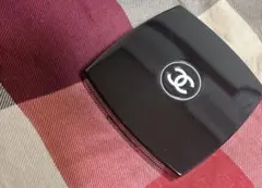 CHANEL アイシャドウ　レキャトルオンブル　268