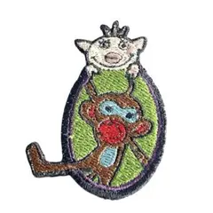 美品 Alberobello アルベロベロ ぶたさん 猿 刺繍ブローチ ワッペンのサムネイル