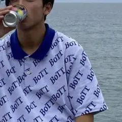Bott Tシャツ　ロゴのサムネイル