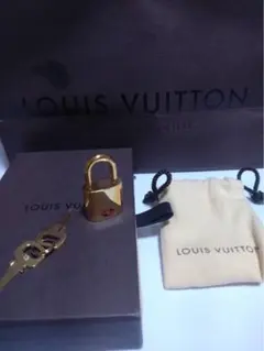 2025年最新】ルイヴィトン 南京錠の人気アイテム - メルカリ