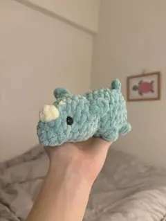 恐竜あみぐるみ ハンドメイド　かぎ針