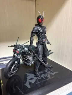 S.H.Figuarts 仮面ライダーBLACK SUN & バトルホッパーのサムネイル