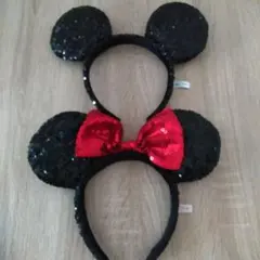 ミッキー　ミニー　カチューシャ　黒・赤リボン　スパンコール！