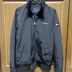Tommy Hilfiger 黒 ジップアップジャケット