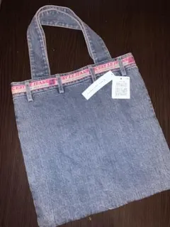 【新品・タグ付き】MARC JACOBS デニムトートバッグ ロゴテープ レア✨のサムネイル
