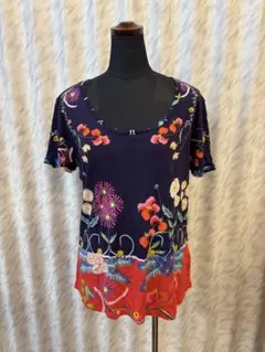 desigualレディースTシャツのサムネイル