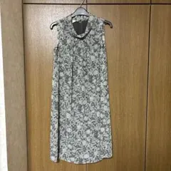 LAURA ASHLEY ノースリーブワンピース ボタニカル柄