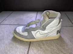 Item thumbnail for item 0edefbba-8578-4e8d-8021-027fb731d431