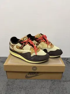 TRAVIS SCOTT × NIKE AIR MAX 1 CACTUS 26のサムネイル