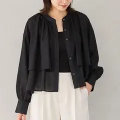 【美品】グリーンレーベルリラクシング ポコポコシアークロップドブラウス 黒のサムネイル