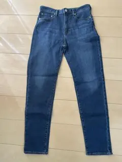 GU ジーンズ