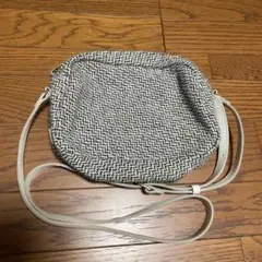 Item thumbnail for item c7b33ddb-d9be-47a4-9af9-a2fe7cd196e8