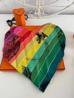 エルメス スカーフ ジャングルラブ ハートスカーフ