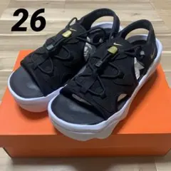⭐️試着のみ⭐️NIKE エアマックスココのサムネイル