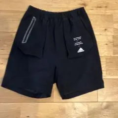 adidas AEROREADY 半ズボン 黒