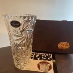 未使用 ボヘミア クリスタル フラワーベース 大きめ ハンドカット