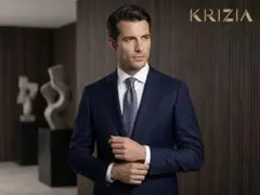 KRIZIA UOMO ネクタイ シルク 総柄 伊製 イタリア製のサムネイル