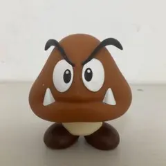 マリオ　クリボー フィギュア