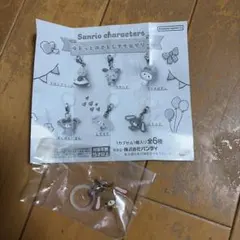 ［サンリオキャラクターズ　ゆるっとめじるしアクセサリー］