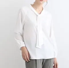 INDIVI【洗える】ドットジャカードボウタイブラウスsize13のサムネイル