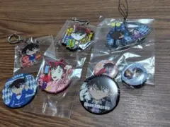 名探偵コナン アクリルキーホルダー 缶バッジ 2点セット - メルカリ