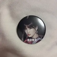 BDZ MOMO ピンバッジ