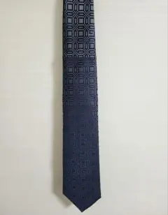 GUCCI ネイビー 幾何学模様 ネクタイ