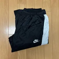 ナイキ シャカシャカジャージ パンツ ブラック ホワイト
