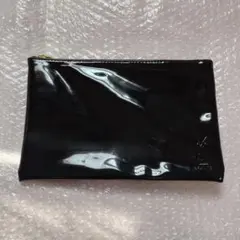 YSL BEAUTE エナメルポーチ ブラックのサムネイル