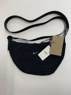 ナイキ クレセント ショルダーバッグ ボディバッグ ブラックHQ4370-010